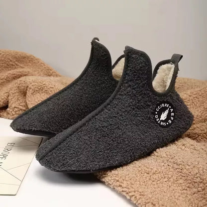 Winter Plush Slippers with Closed Toe and Non-Slip Sole