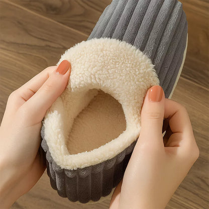 Closed Winter Slippers with Fur and Thick Sole