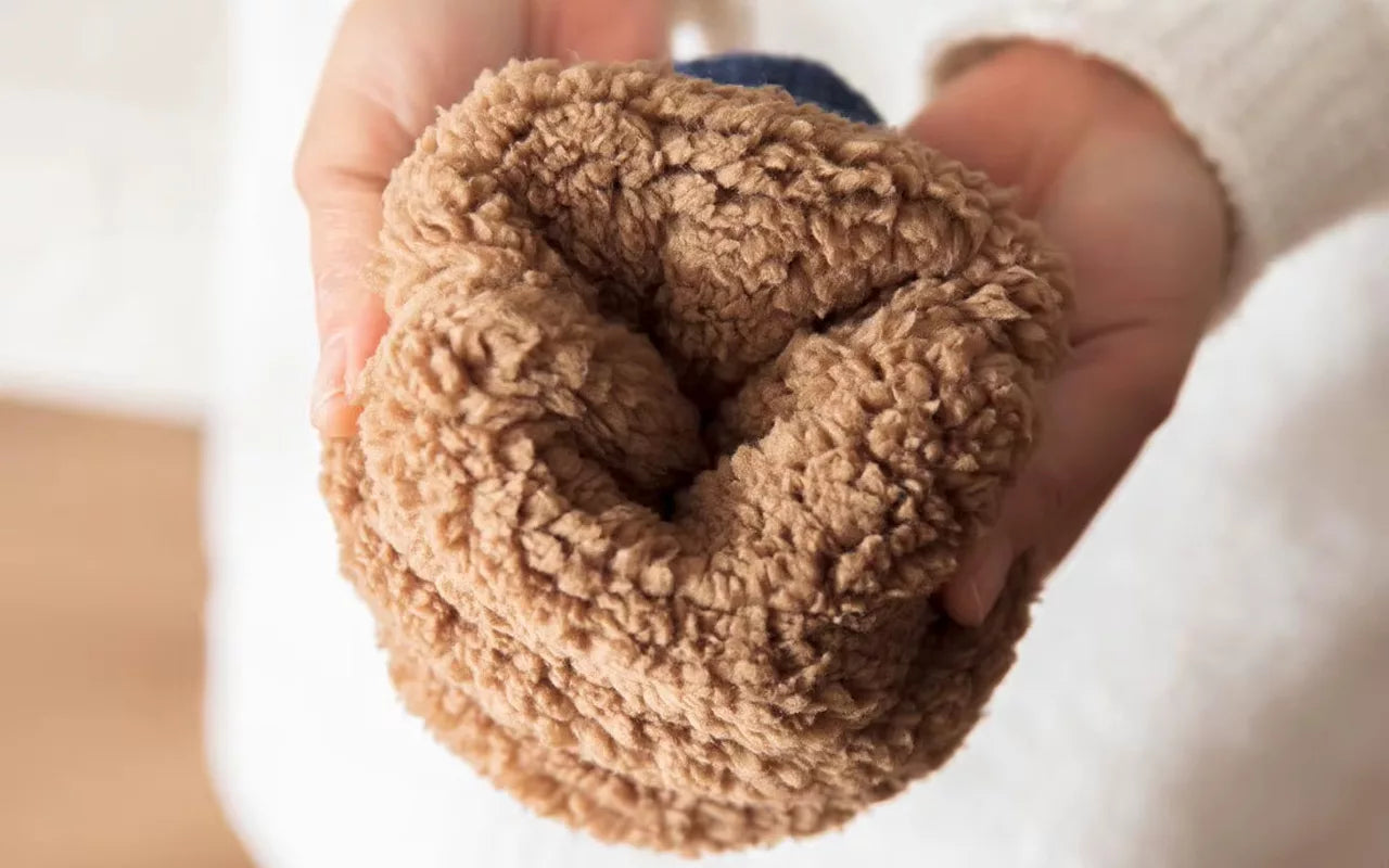 Winter plush slippers with thick sole