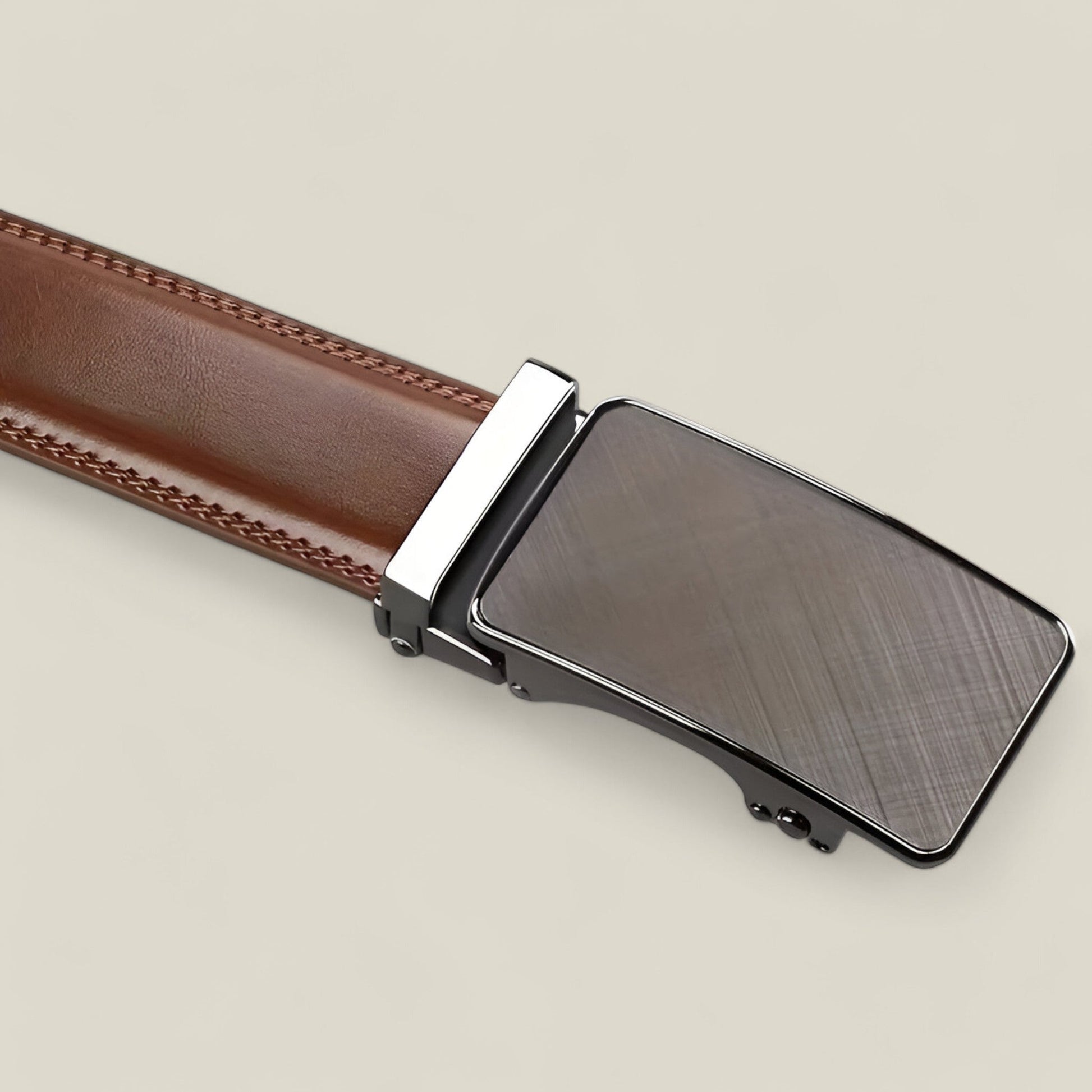 Cintura Uomo Elegante con Fibbia Automatica Ð Design Minimalista per Stile Versatile 4