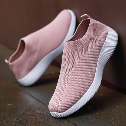 Women's Slip-On Shoes Pink - Lightweight and Comfortable Sneakers for Walking