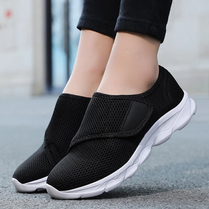 Women's Orthopedic Shoes - Comfort and Support for Wide Feet, Ideal for Walking