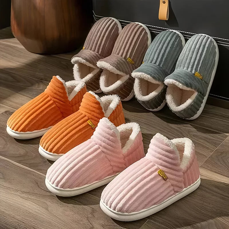 Closed Winter Slippers with Fur and Thick Sole